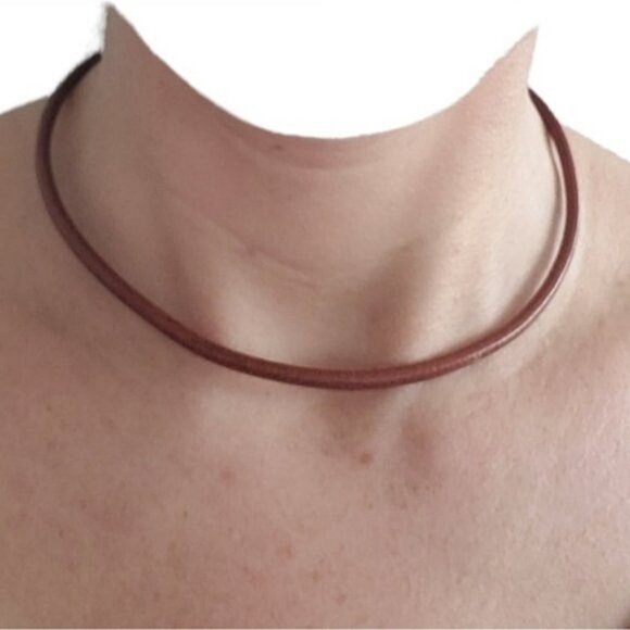 NEW- Mexican-Made Faux Leather Western Chocker necklace w stainless stee… - Picture 3 of 5